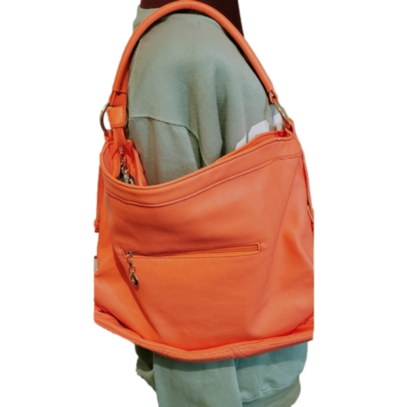 Orange Fashion Handbag - Picture 2 of 6